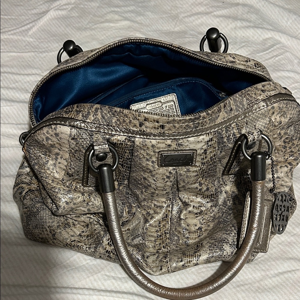 Coach Snakeskin Shoulder Bag in Gray and Cream - Picture 4 of 6